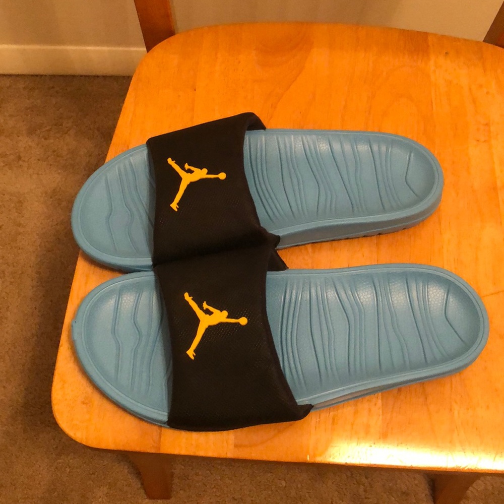 Jordan Men’s Slides - Picture 3 of 8